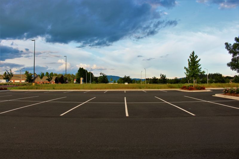 Asphalt Parking Lot Sealing in Miami Dade County, FL