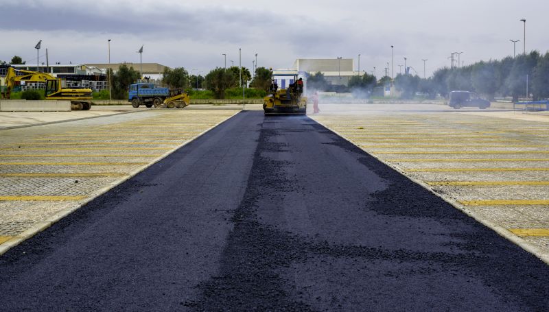 Asphalt Resealing in Tampa, FL
